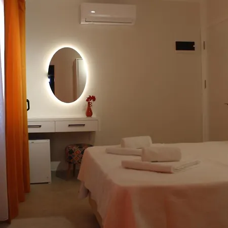 Cemile Hanım Konağı Çeşme