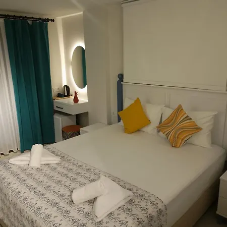 Cemile Hanim Konagi * Çeşme